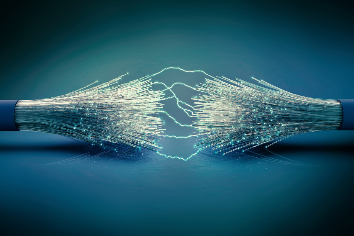 今さら聞けない「イーサネット」。次世代自動車もつなぐネットワーク技術とは